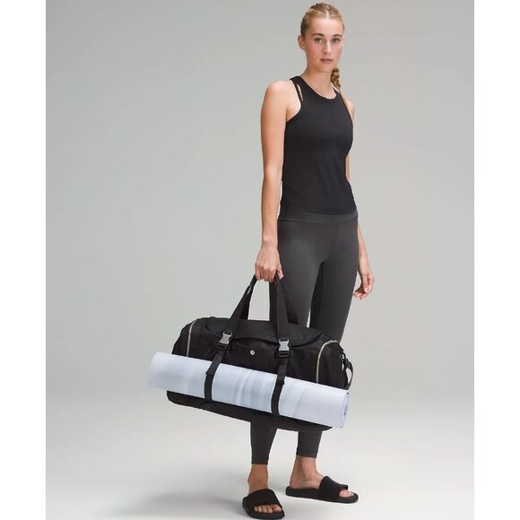 ikat purple patagonia duffel La Sportiva Nomad 70 Bag, Onyx/Black Color:Botanical Print organized extended trip Boho Leather Backpack Backpack VICTORINOX UNISEX